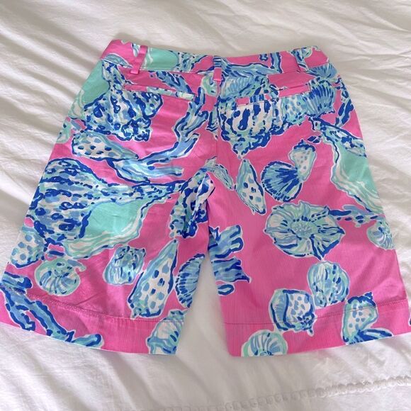 Lilly Pulitzer chipper shorts - Picture 3 of 5
